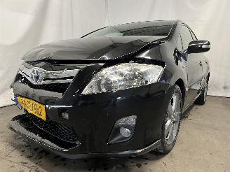 Damaged car Toyota Auris Auris (E15) Hatchback 1.8 16V HSD Full Hybrid (2ZRFXE) [100kW]  (09-20=
10/09-2012) 2011/6