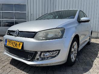 Damaged car Volkswagen Polo Polo V (6R) Hatchback 1.2 TDI 12V BlueMotion (CFWA(Euro 5)) [55kW]  (1=
0-2009/05-2014) 2011/9