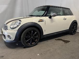 Mini Mini Mini (R56) Hatchback 1.6 16V One (N16-B16A) [55kW]  (03-2010/11-2013) picture 3