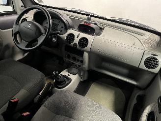 Renault Kangoo Kangoo (KC) MPV 1.6 16V (K4M-732) [70kW]  (06-2001/01-2008) picture 9