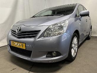 Schadeauto Toyota Verso Verso MPV 1.8 16V VVT-i (2ZRFAE) [108kW]  (04-2009/08-2018) 2010/4