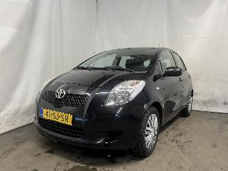 krockskadad bil auto Toyota Yaris Yaris II (P9) Hatchback 1.3 16V VVT-i (2SZFE) [64kW]  (08-2005/11-2010=
) 2006/3