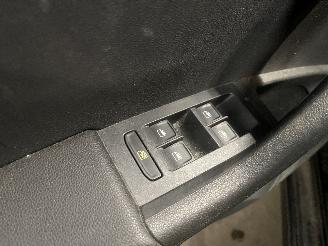 Skoda Octavia Octavia Combi (5EAC) Combi 5-drs 1.6 TDI Greenline 16V (DBKA) [81kW]  =
(05-2013/07-2020) picture 18