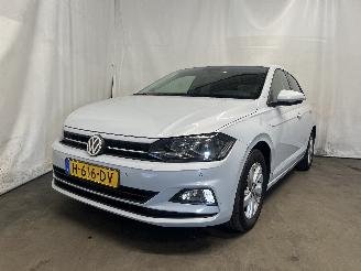 Unfallwagen Volkswagen Polo Polo VI (AW1) Hatchback 5-drs 1.0 TSI 12V (DUSB) [70kW]  (06-2017/...)= 2020/1