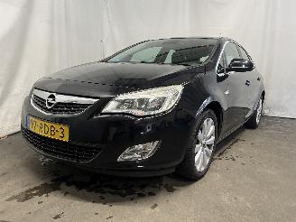 Unfallwagen Opel Astra Astra J (PC6/PD6/PE6/PF6) Hatchback 5-drs 1.4 Turbo 16V (A14NET(Euro 5=
)) [103kW]  (12-2009/10-2015) 2011/4