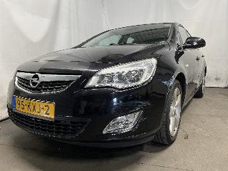 Coche accidentado Opel Astra Astra J (PC6/PD6/PE6/PF6) Hatchback 5-drs 1.6 16V (A16XER(Euro 5)) [85=
kW]  (12-2009/10-2015) 2010/2