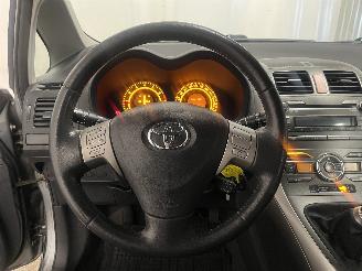 Toyota Auris Auris (E15) Hatchback 1.6 Dual VVT-i 16V (1ZRFE) [91kW]  (03-2007/09-2=
012) picture 17