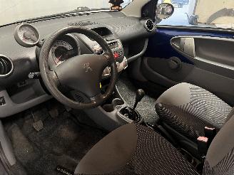 Peugeot 107 107 Hatchback 1.0 12V (384F(1KR)) [50kW]  (06-2005/05-2014) picture 16