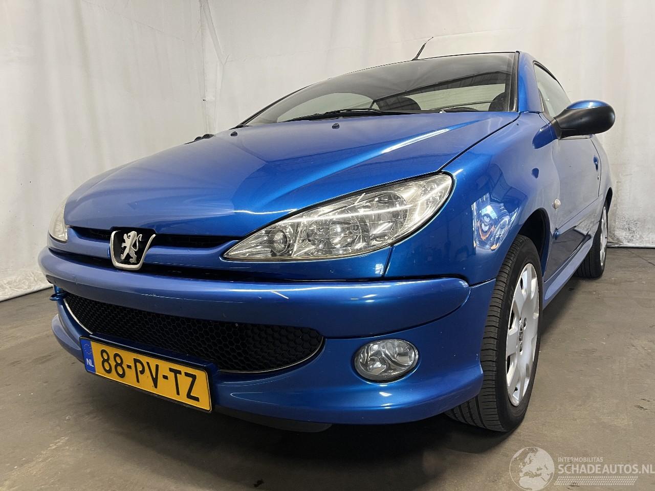 Peugeot 206 206 CC (2D) Cabrio 1.6 16V (TU5JP4(NFU)) [80kW]  (09-2000/12-2007)