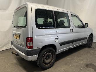Peugeot Partner Partner Combispace MPV 1.6 16V (TU5JP4(NFU)) [80kW]  (07-2001/03-2008)= picture 6