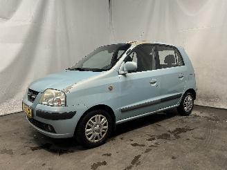 Hyundai Atos Atos Hatchback 1.1 12V (G4HG) [46kW]  (01-1997/12-2008) picture 3