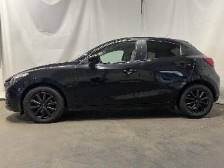 Mazda 2 2 (DJ/DL) Hatchback 1.5 SkyActiv-G 90 (P5Y6) [66kW]  (08-2014/11-2017)= picture 4
