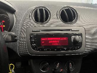Seat Ibiza Ibiza IV (6J5) Hatchback 5-drs 1.2 TSI (CBZB) [77kW]  (09-2010/03-2012=
) picture 12