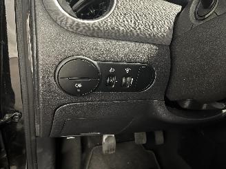 Hyundai I-10 i10 (F5) Hatchback 1.1i 12V (G4HG5) [51kW]  (04-2011/12-2013) picture 18