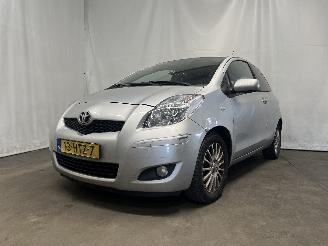 Schadeauto Toyota Yaris Yaris II (P9) Hatchback 1.33 16V Dual VVT-I (1NRFE) [74kW]  (11-2008/1=
2-2011) 2009/3