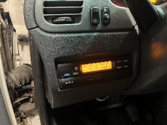 Mercedes Sprinter Sprinter 3t (903) Bus 316 CDI 20V (OM647.981) [115kW]  (04-2000/04-200=
6) picture 15