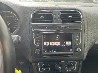 Volkswagen Polo Polo V (6R) Hatchback 1.4 TDI 12V 90 (CUSB(Euro 6)) [66kW]  (02-2014/1=
0-2017) picture 16