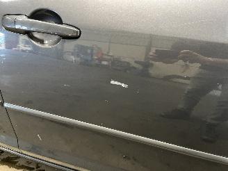 Mazda 3 3 Sport (BK) Hatchback 1.6i 16V (Z627) [77kW]  (10-2003/06-2009) picture 7