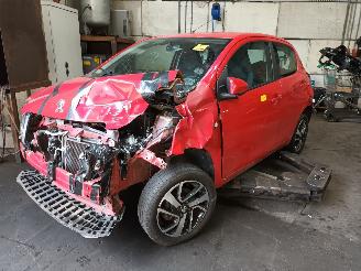 Uttjänta bilar auto Peugeot 108 108 Hatchback 1.0 12V (1KRFE(CFB)) [51kW]  (05-2014/...) 2017/7