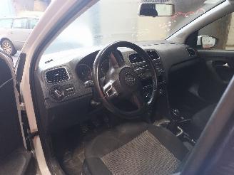 Volkswagen Polo Polo V (6R) Hatchback 1.2 TDI 12V BlueMotion (CFWA(Euro 5)) [55kW]  (1=
0-2009/05-2014) picture 5