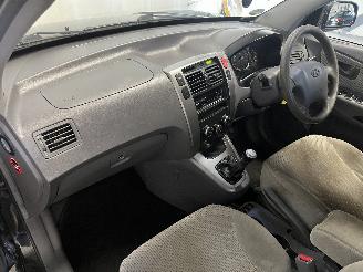 Hyundai Tucson Tucson (JM) SUV 2.0 16V CVVT 4x2 (G4GC) [104kW]  (08-2004/12-2010) picture 14