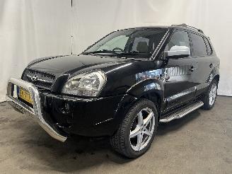 Hyundai Tucson Tucson (JM) SUV 2.0 16V CVVT 4x2 (G4GC) [104kW]  (08-2004/12-2010) picture 3