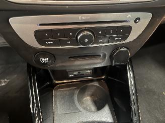 Renault Mégane Megane III Grandtour (KZ) Combi 5-drs 1.2 16V TCE 115 (H5F-400(H5F-A4)=
) [85kW]  (03-2012/02-2016) picture 17