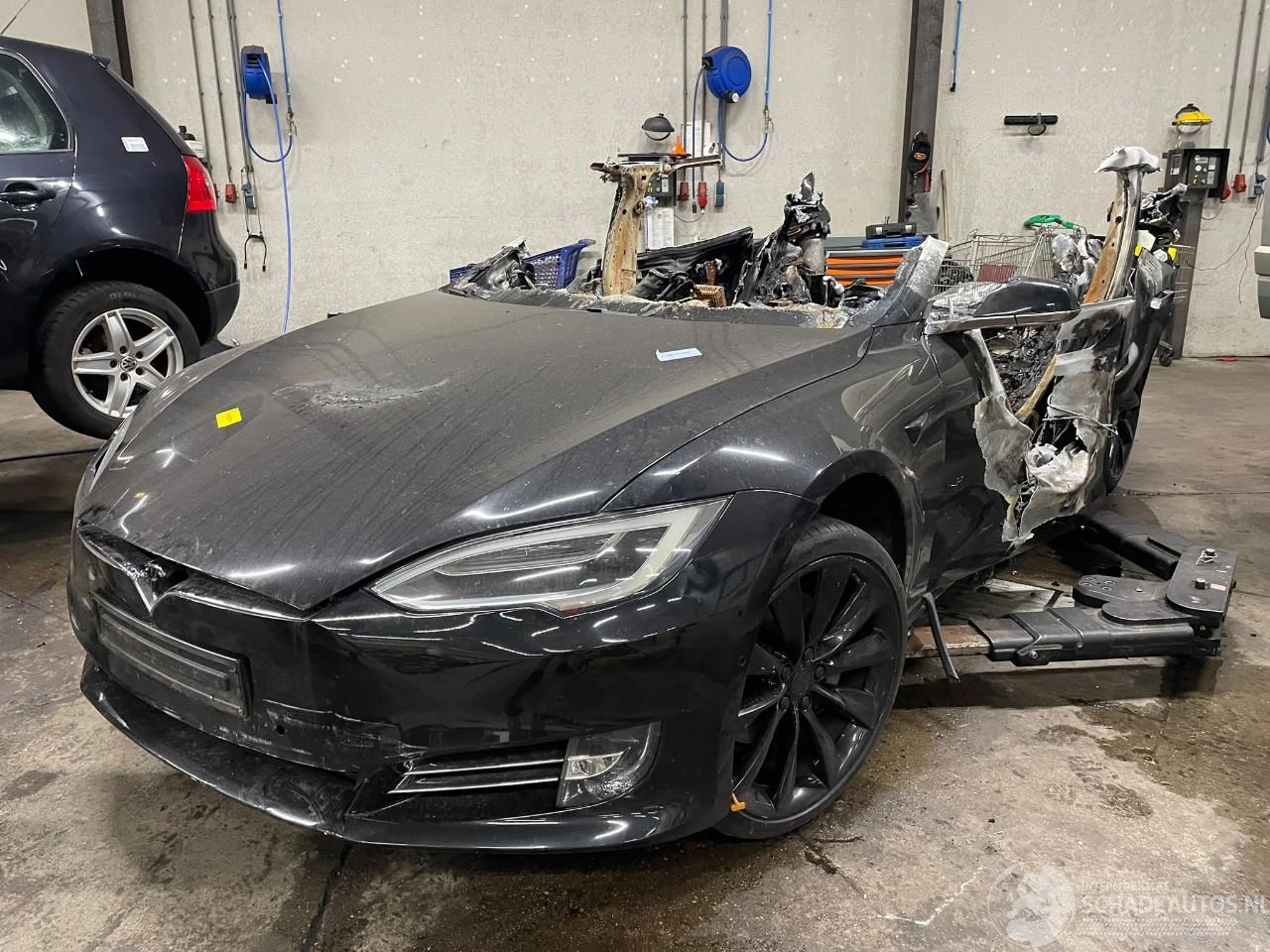 Tesla Model S Model S Liftback 100D AWD (L2S) [310kW]  (06-2017/04-2026)