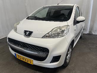 Schadeauto Peugeot 107 107 Hatchback 1.0 12V (384F(1KR)) [50kW]  (06-2005/05-2014) 2011/7