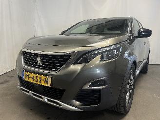 Voiture accidenté Peugeot 5008 5008 II (M4/MC/MJ/MR) MPV 1.6 THP 165 (EP6FDT(5GZ)) [121kW]  (12-2016/=
12-2024) 2017/6