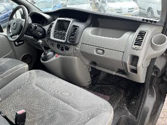 Opel Vivaro Vivaro Van 2.0 CDTI (M9R-786) [84kW]  (08-2006/07-2014) picture 23