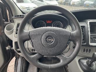 Opel Vivaro Vivaro Van 2.0 CDTI (M9R-786) [84kW]  (08-2006/07-2014) picture 31