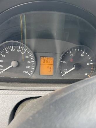 Mercedes Vito Vito (639.6) Van 2.2 109 CDI 16V (OM646.980) [70kW]  (08-2006/08-2014)= picture 2