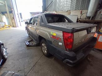 Chevrolet Avalanche Avalanche Pick-up 5.3 1500 V8 4WD (LM7) [220kW]  (10-2000/09-2006) picture 4