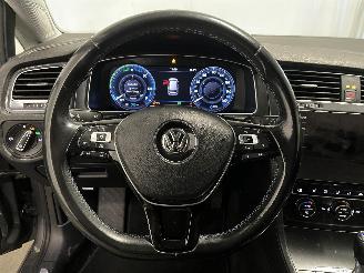 Volkswagen Golf Golf VII (AUA) Hatchback e-Golf (EAZA) [100kW]  (12-2016/01-2021) picture 18