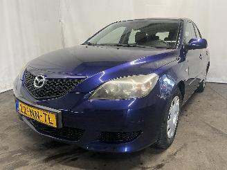 damaged passenger cars Mazda 3 3 Sport (BK) Hatchback 1.6i 16V (Z627) [77kW]  (10-2003/06-2009) 2004/1