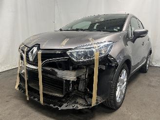 skadebil auto Renault Captur Captur I (2R) SUV 1.2 TCE 16V EDC (H5F-403(H5F-D4)) [88kW]  (06-2013/.=
=2E.) 2014/6