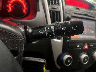Kia Cee d Cee'd Sporty Wagon (EDF) Combi 1.4 16V (G4FA) [66kW]  (07-2009/12-2012=
) picture 18