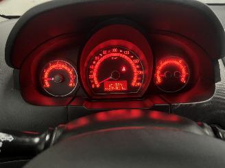 Kia Cee d Cee'd Sporty Wagon (EDF) Combi 1.4 16V (G4FA) [66kW]  (07-2009/12-2012=
) picture 17