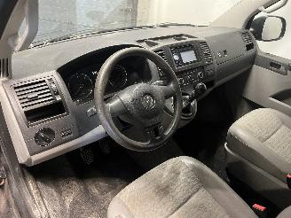 Volkswagen Transporter Transporter T5 Van 2.0 TDI DRF (CAAB(Euro 5)) [75kW]  (09-2009/08-2015=
) picture 10