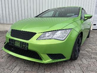 Schadeauto Seat Leon Leon (5FB) Hatchback 5-drs 1.2 TSI 16V (CYVA) [63kW]  (12-2012/08-2018=
) 2014/4