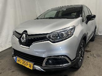 uszkodzony samochody osobowe Renault Captur Captur I (2R) SUV 1.2 TCE 16V EDC (H5F-412(H5F-G4)) [87kW]  (01-2016/.=
=2E.) 2015/12