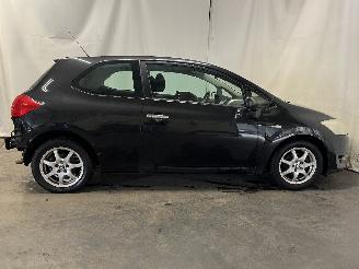 Toyota Auris Auris (E15) Hatchback 1.4 VVT-i 16V (4ZZFE) [71kW]  (03-2007/03-2009) picture 7