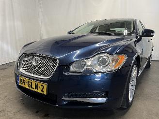 damaged passenger cars Jaguar XF XF (CC9) Sedan 2.7 D V6 24V (7G(AJ-TDV6)) [152kW]  (03-2008/04-2015) 2008/9