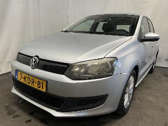 krockskadad bil auto Volkswagen Polo Polo V (6R) Hatchback 1.2 TDI 12V BlueMotion (CFWA(Euro 5)) [55kW]  (1=
0-2009/05-2014) 2011/6