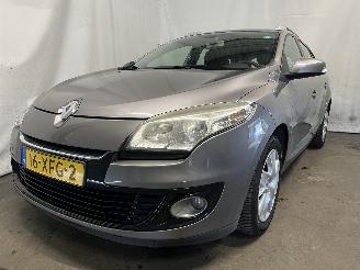 Schadeauto Renault Mégane Megane III Grandtour (KZ) Combi 5-drs 1.5 dCi 110 (K9K-656(K9K-G6)) [8=
1kW]  (02-2009/04-2016) 2012/5