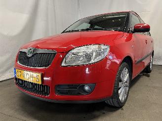 skadebil auto Skoda Fabia Fabia II Combi Combi 5-drs 1.4i 16V (BXW) [63kW]  (10-2007/12-2014) 2009/10