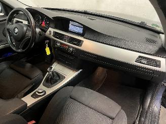BMW 3-serie 3 serie Touring (E91) Combi 320i 16V (N43-B20A) [125kW]  (02-2007/12-2=
012) picture 13