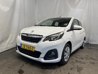krockskadad bil auto Peugeot 108 108 Hatchback 1.0 12V (1KRFE(CFB)) [51kW]  (05-2014/...) 2016/1