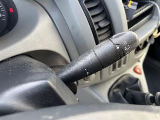 Opel Vivaro Vivaro Van 1.9 DTI 16V (F9Q-760) [74kW]  (08-2001/07-2014) picture 20